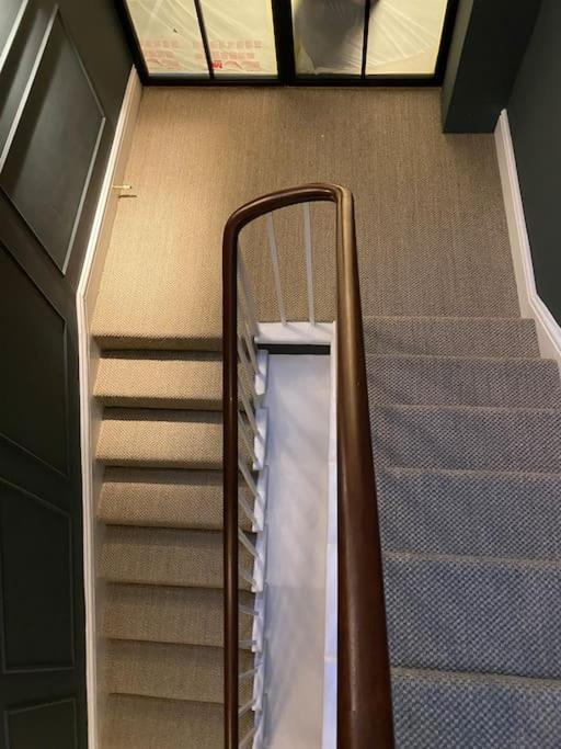 Luxury Georgian Apartment - 5 Minute Walk To Spa 바스 외부 사진