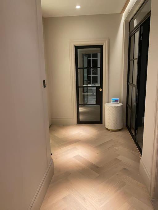 Luxury Georgian Apartment - 5 Minute Walk To Spa 바스 외부 사진