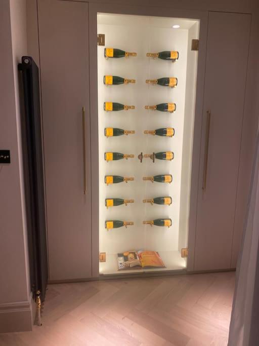Luxury Georgian Apartment - 5 Minute Walk To Spa 바스 외부 사진